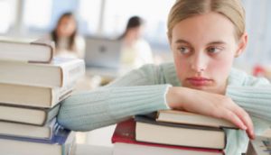 studente preoccupato